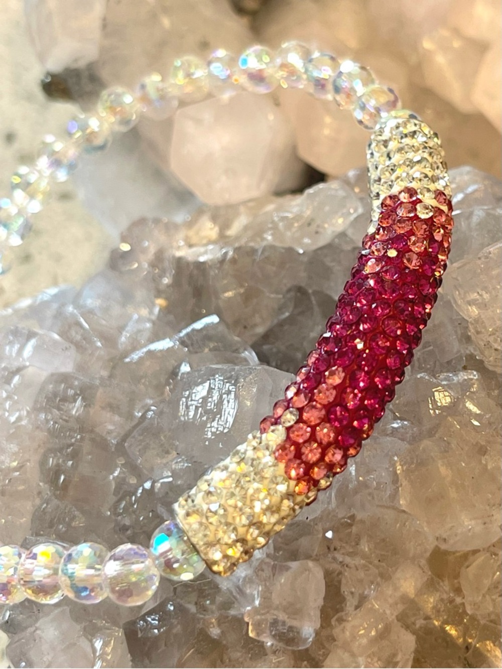 🌑Ladies Crystal Rhinestone AB Glass Stretch Artisan Bracelet 6.75”🌑